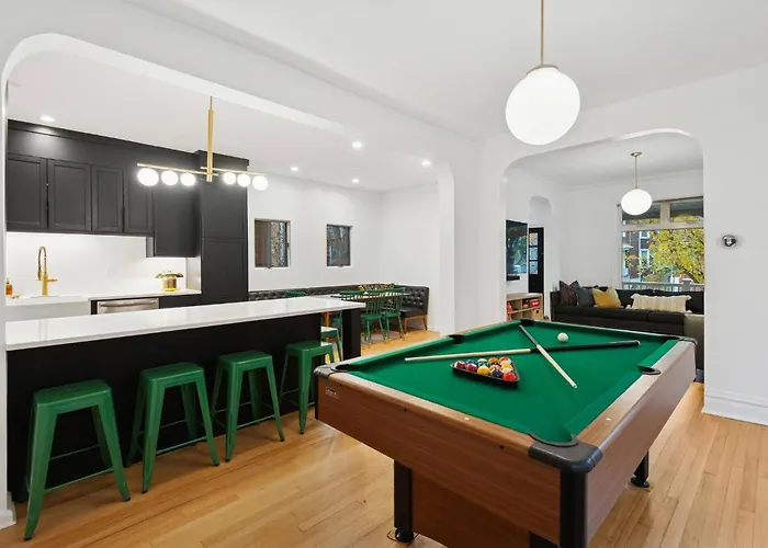 Giant 5br, Pool Table, 15 Min To Cubs & Mag Mile Hébergement de vacances Chicago