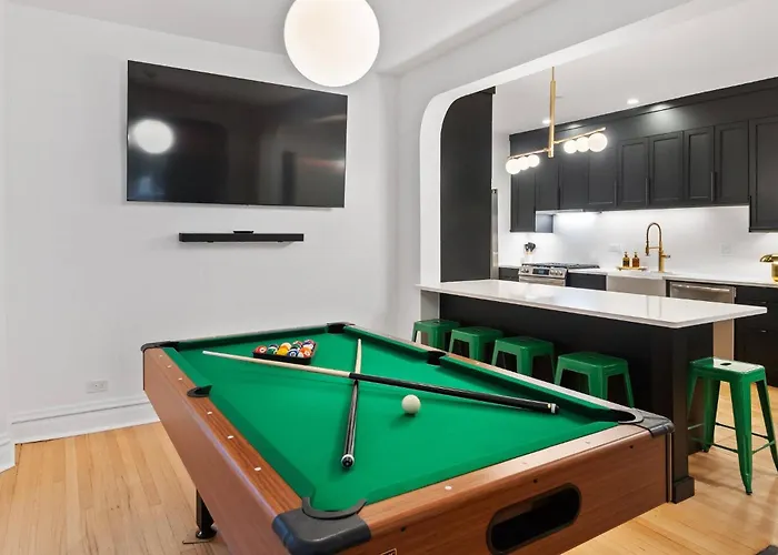 Giant 5br, Pool Table, 15 Min To Cubs & Mag Mile *