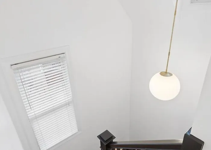 Giant 5br, Pool Table, 15 Min To Cubs & Mag Mile